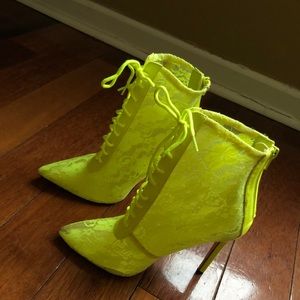 New Never Worn Booties! Size 8